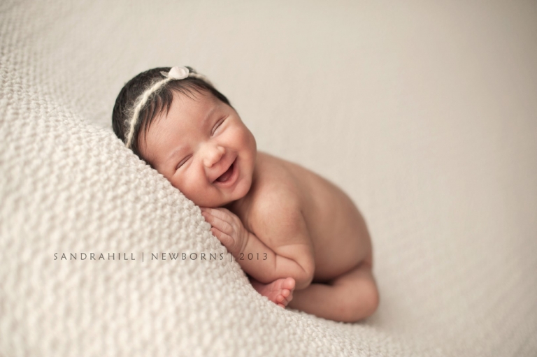 Newborn Photographer | Toronto Ontario