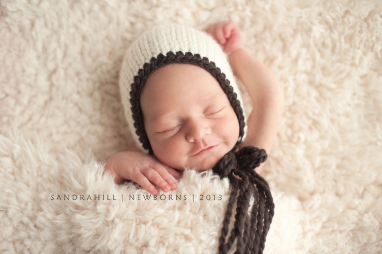 newborn photographer hamilton ontario