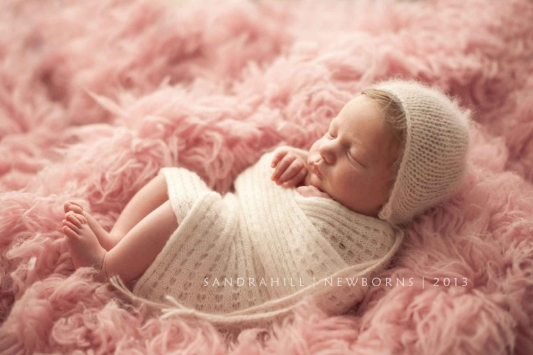 newborn photographer hamilton ontario