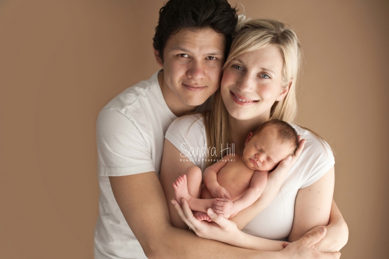 newborn photographer hamilton ontario