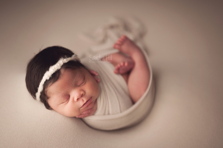 newborn photographers hamilton