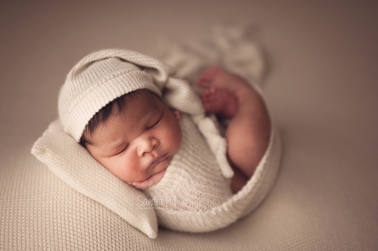 newborn photographers hamilton ontario