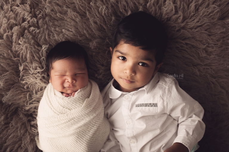 newborn photographers hamilton ontario