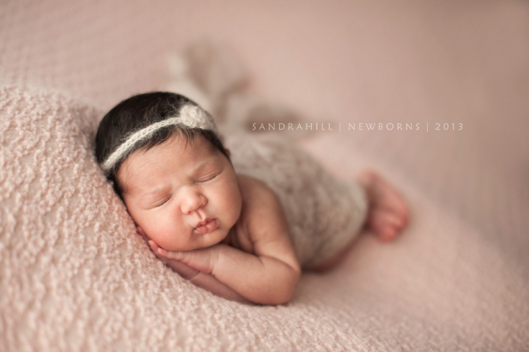 Newborn Photographer | Toronto Ontario