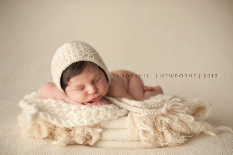 Newborn Photographer | Hamilton Ontario