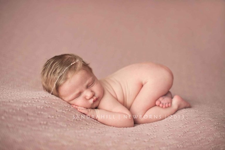 Hamilton Ontario Newborn Photography 