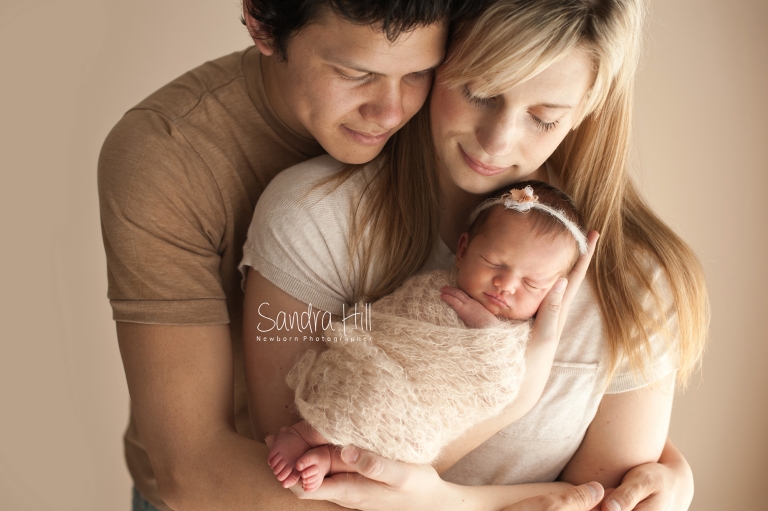 newborn photographer hamilton ontario