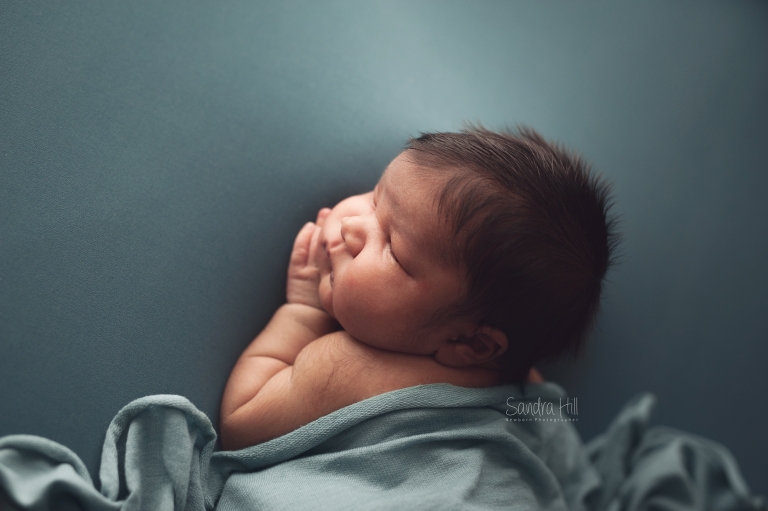 newborn photographers hamilton ontario